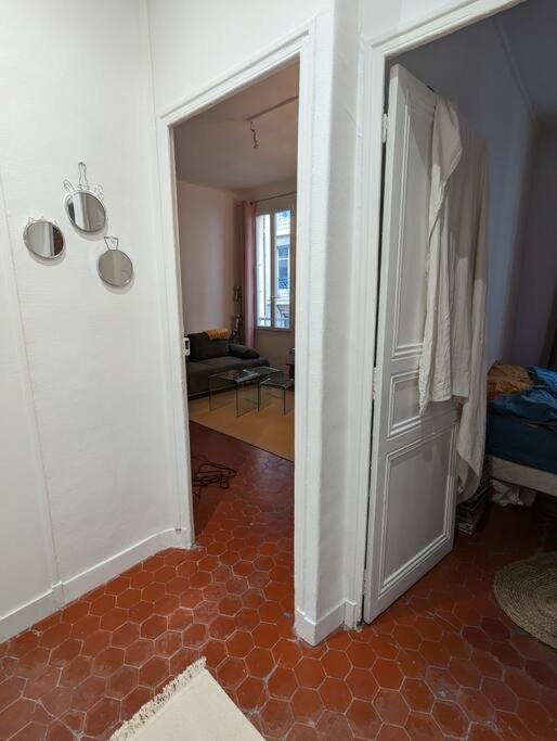 Appartement 3 Nights Minimum, Renovated Entire Flat, Of Marseille, 4 People, 1first Floor